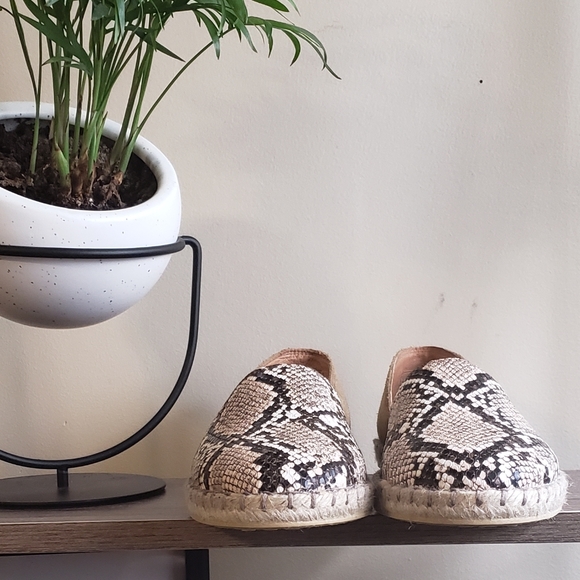 NWT Verbenas Suede and Snakeskin Detail Espadrille - Picture 2 of 6